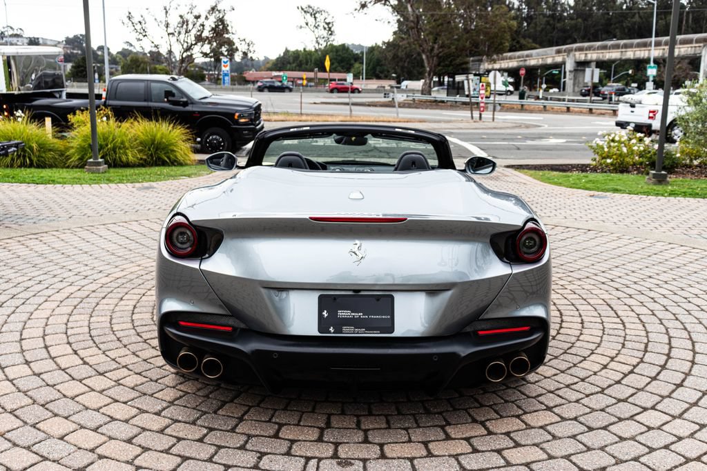 Certified 2022 Ferrari Portofino M RWD image 7