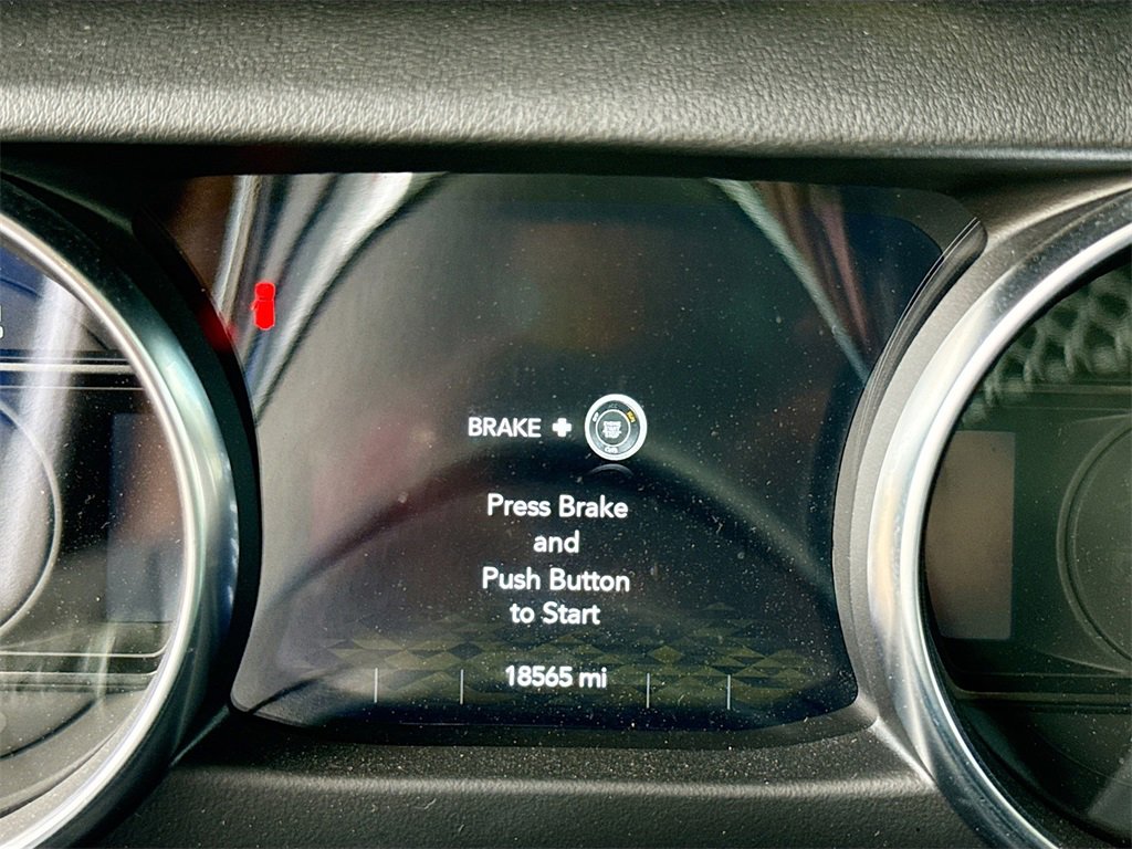 Used 2023 Jeep Wrangler Unlimited Sahara w/ Cold Weather Group image 13