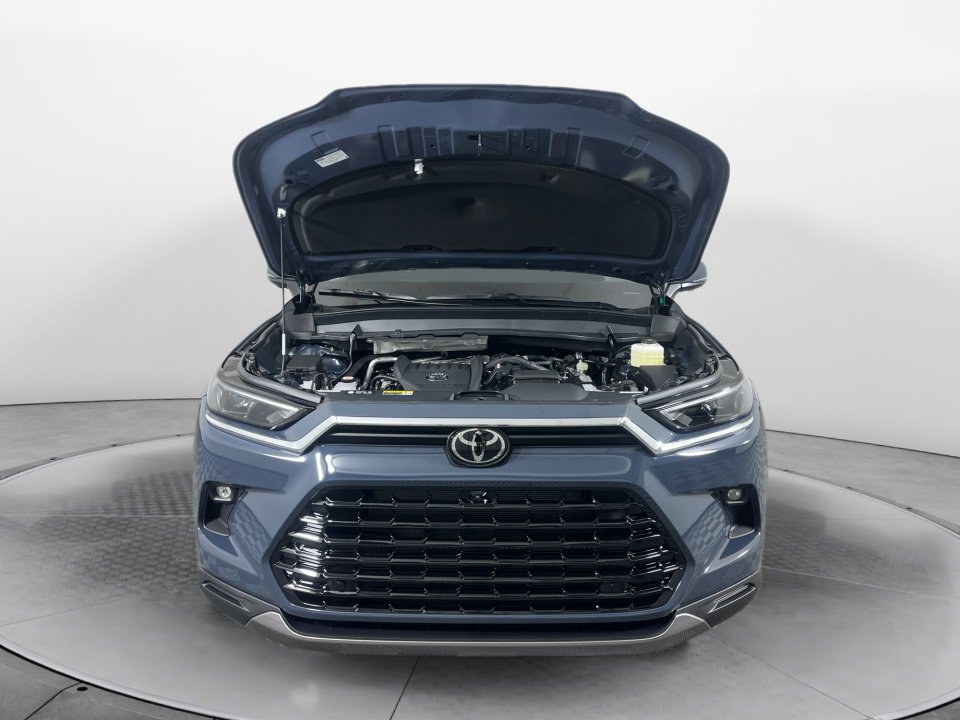 New 2026 Toyota Grand Highlander Limited image 12