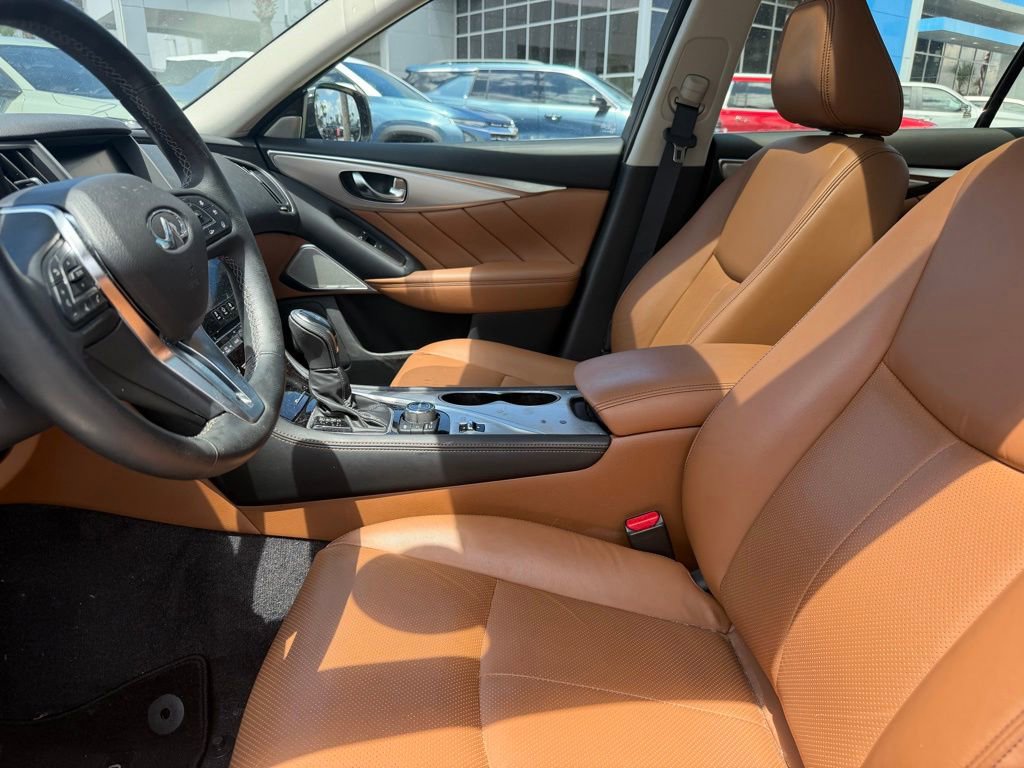 Used 2023 INFINITI Q50 Luxe w/ Cargo Package RWD image 8