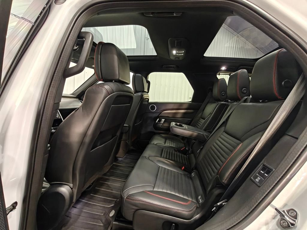 Used 2020 Land Rover Discovery HSE Luxury image 35