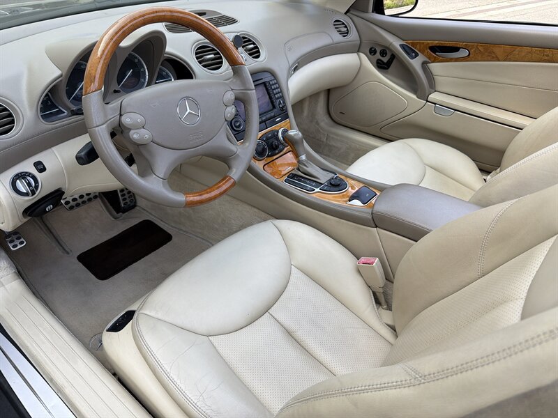 Used 2005 Mercedes-Benz SL 500 image 10