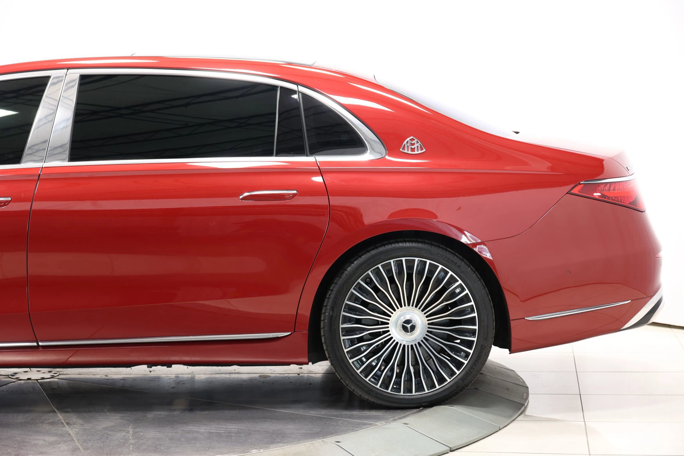 Used 2021 Mercedes-Benz Maybach S 580 4MATIC image 10