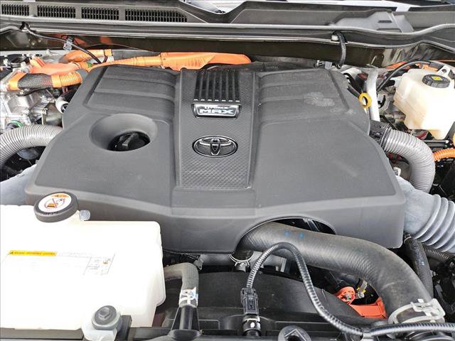 Used 2024 Toyota Sequoia Platinum AWD/4WD image 23