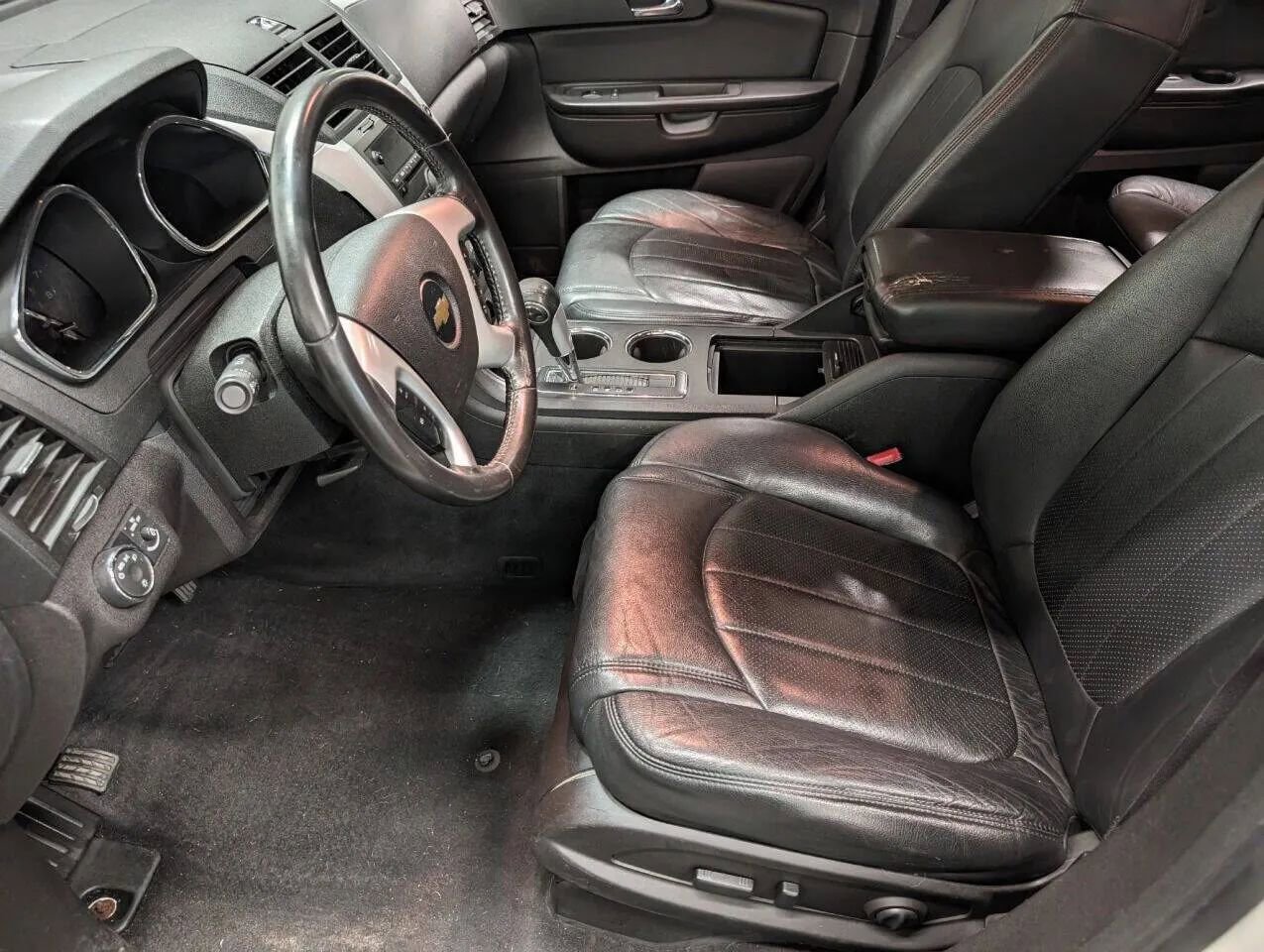 Used 2011 Chevrolet Traverse LT w/ Personal Connectivity Package image 6