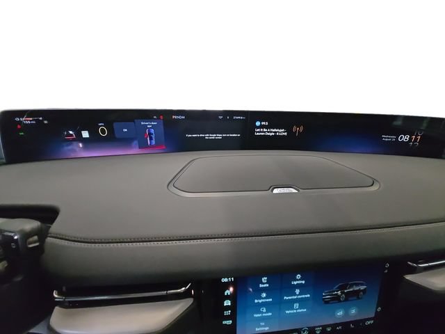 Used 2025 Lincoln Navigator Reserve AWD/4WD image 14