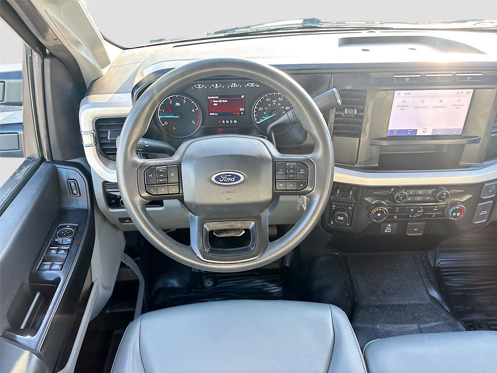 Used 2024 Ford F250 XL image 21