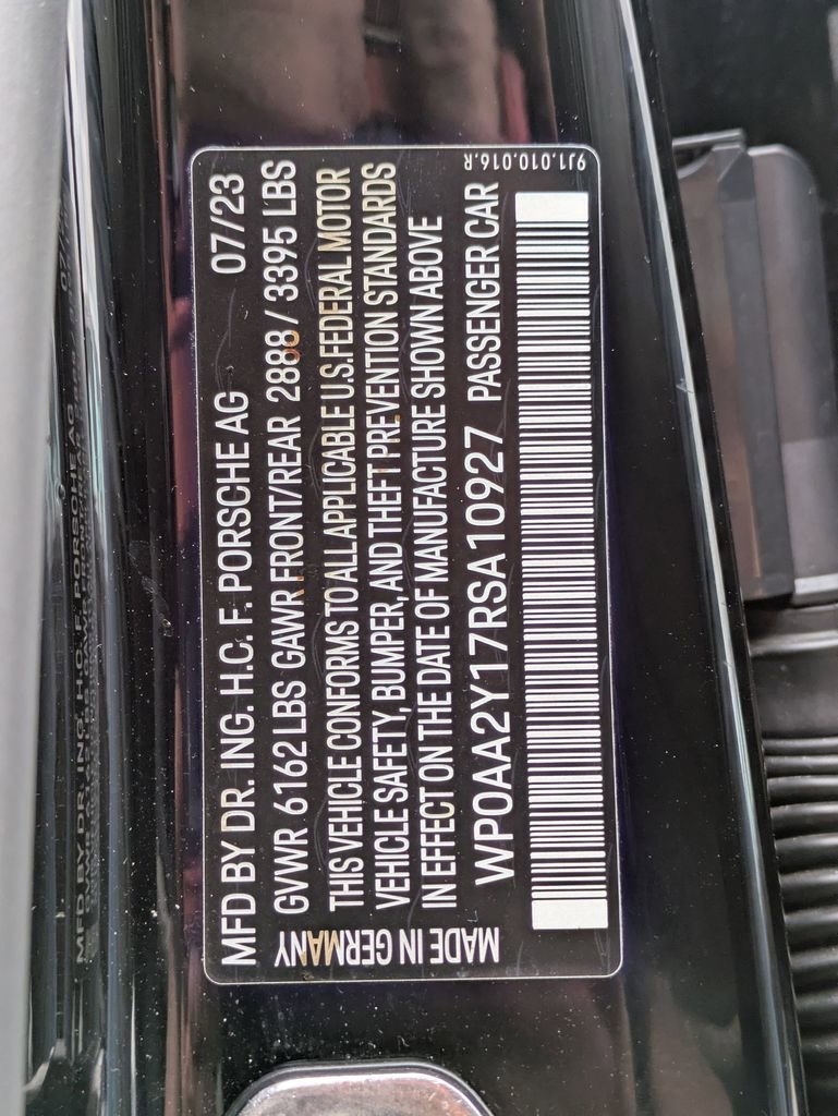 Used 2024 Porsche Taycan image 27