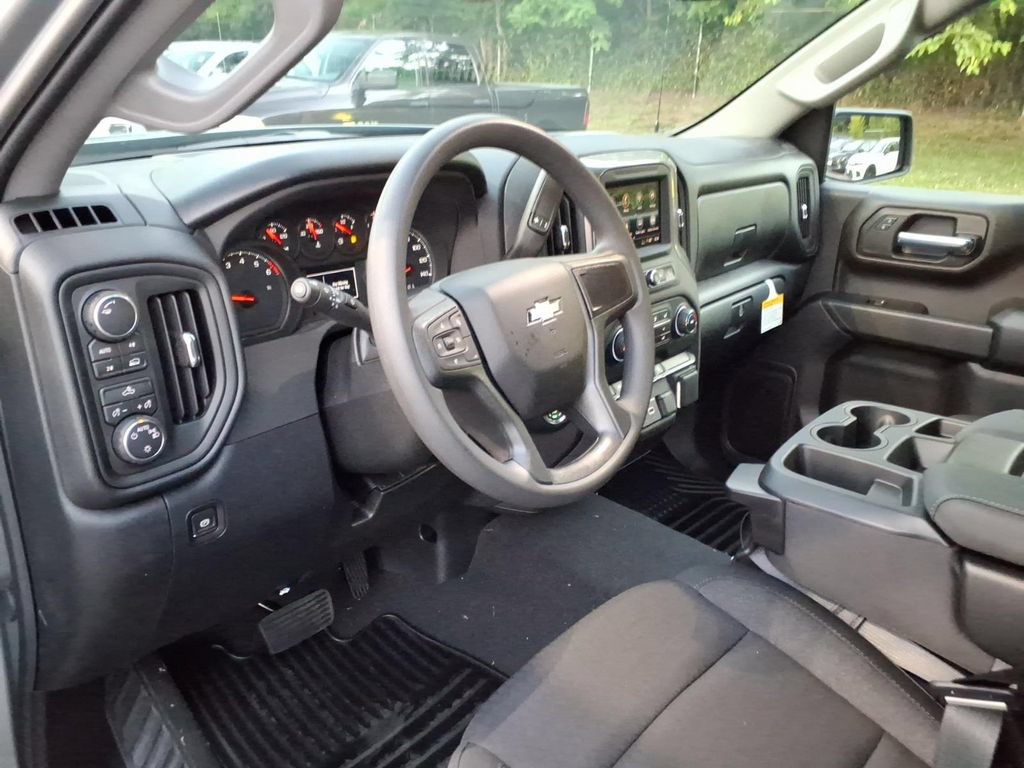 New 2026 Chevrolet Silverado 1500 Custom w/ Turbomax Blackout Package AWD/4WD image 13