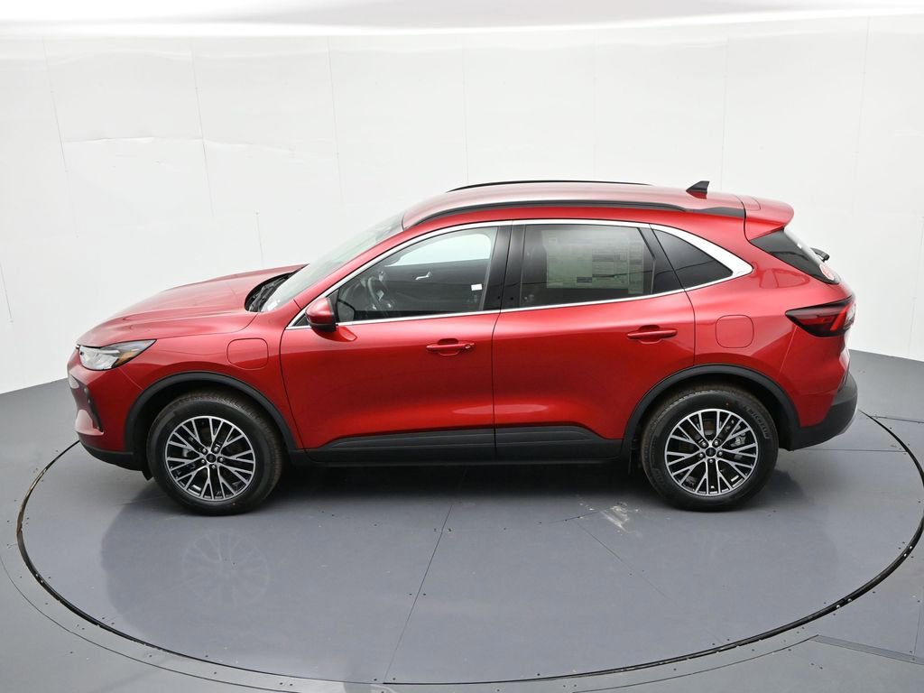 New 2026 Ford Escape SE w/ Class II Trailer Tow Package image 26