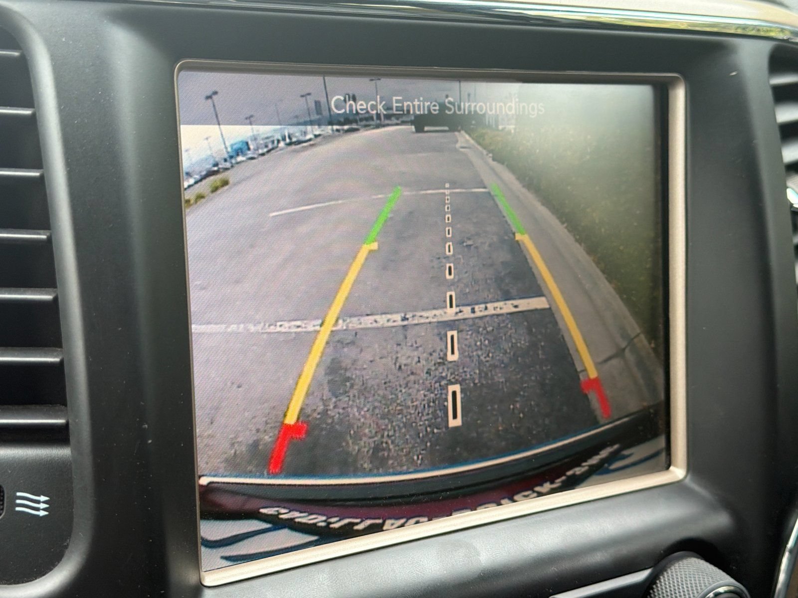 Used 2016 Jeep Grand Cherokee Limited w/ Trailer Tow Group IV AWD/4WD image 19