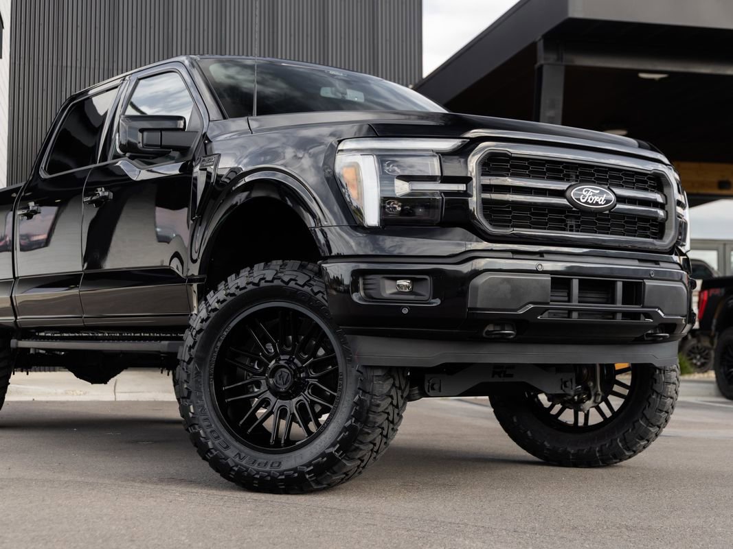 Used 2025 Ford F150 Lariat w/ Bed Utility Package AWD/4WD image 3