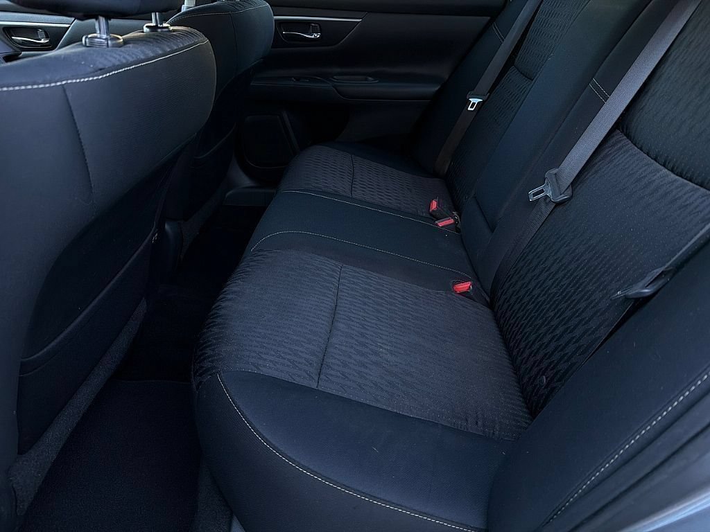 Used 2017 Nissan Altima 2.5 SV FWD image 8