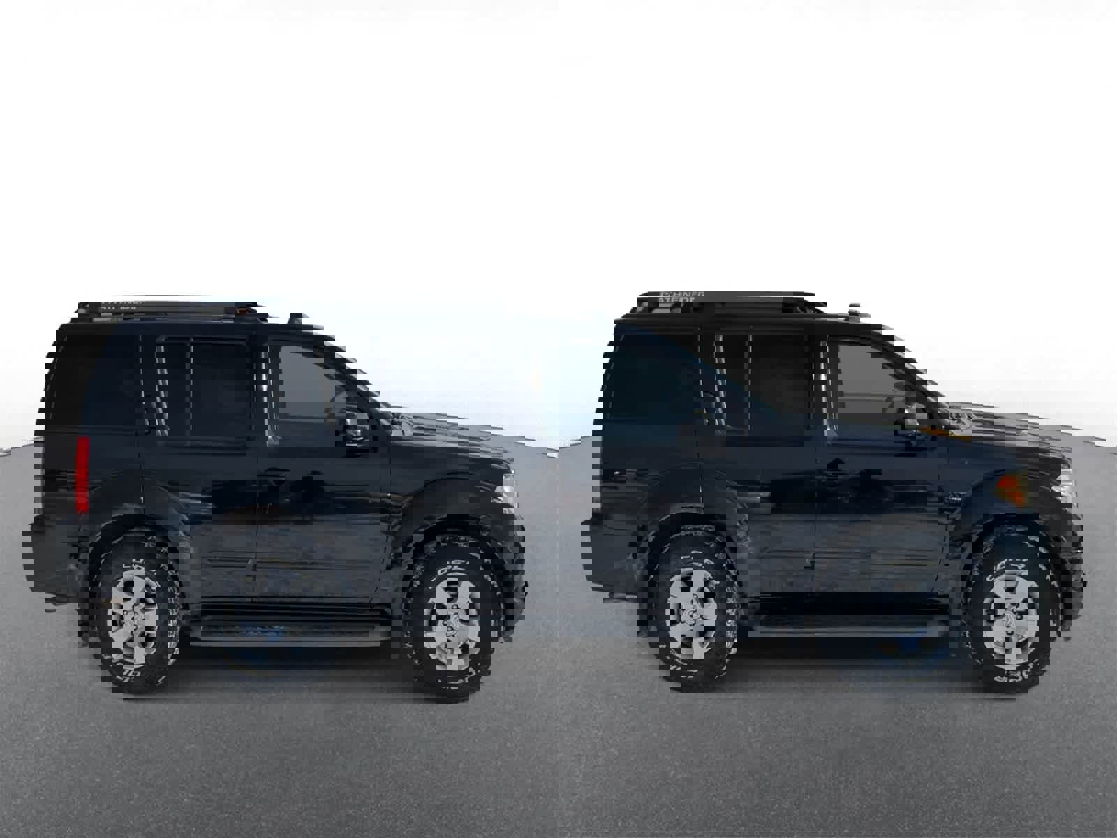 Used 2007 Nissan Pathfinder SE w/ SE Premium Pkg image 9