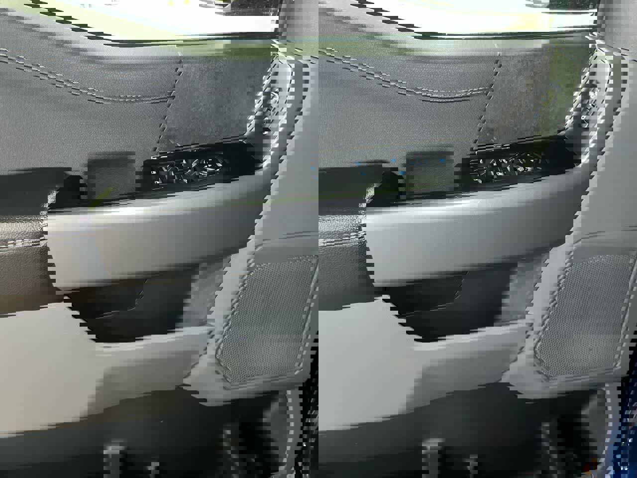 Used 2023 Ford F150 XLT image 13