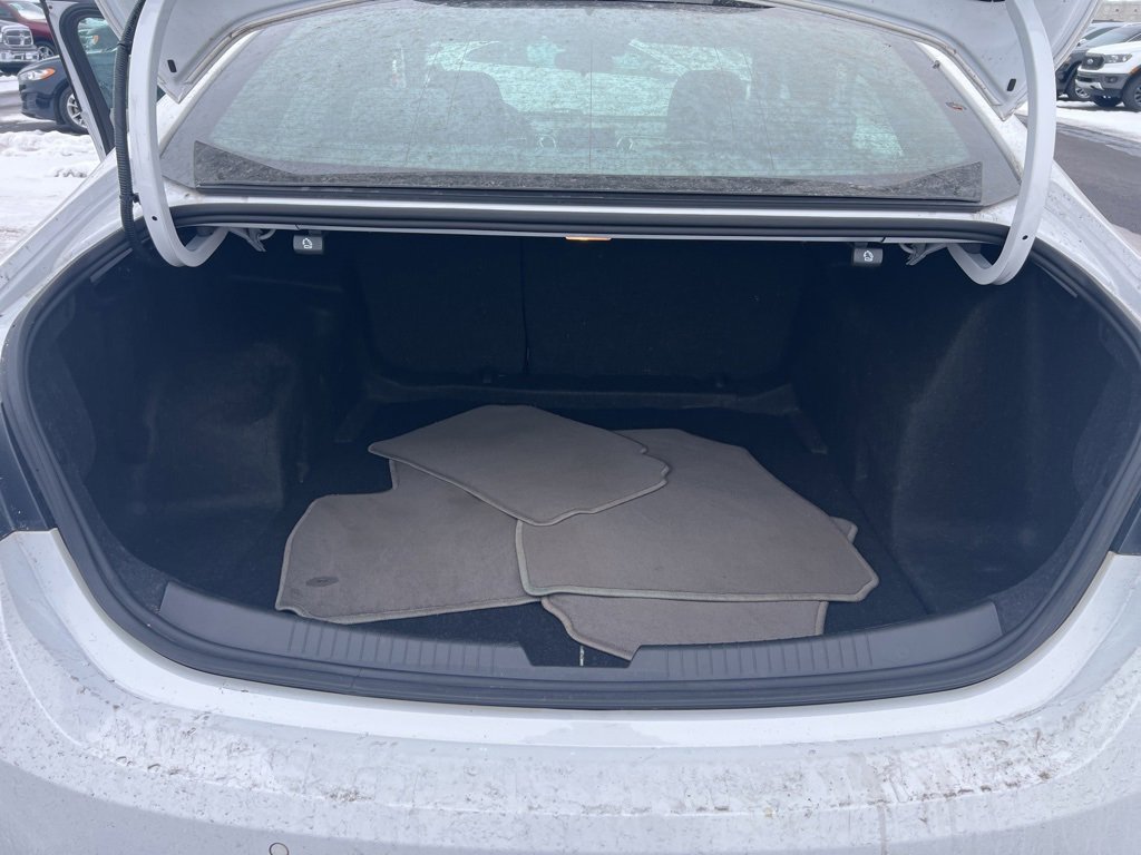 Used 2020 Chevrolet Malibu LT image 11