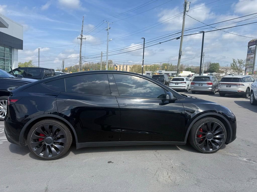 Used 2022 Tesla Model Y Performance image 7