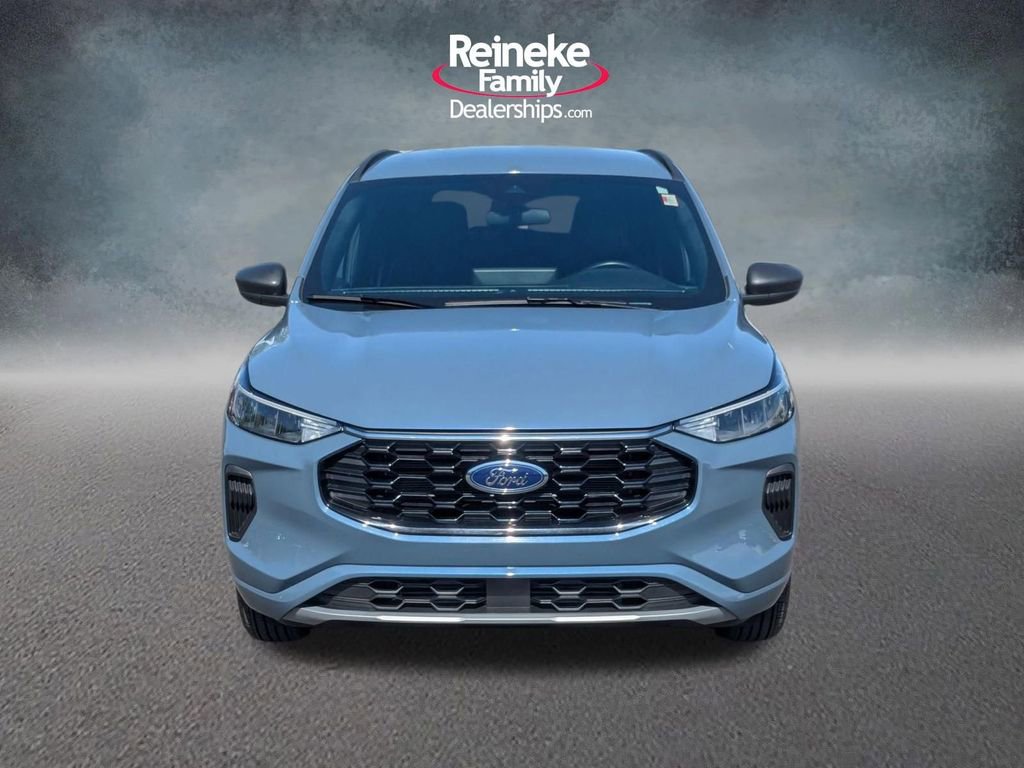 Used 2024 Ford Escape ST-Line w/ Tech Pack #1 image 2