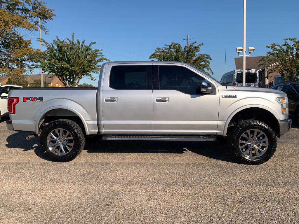 Used 2016 Ford F150 Lariat AWD/4WD image 2