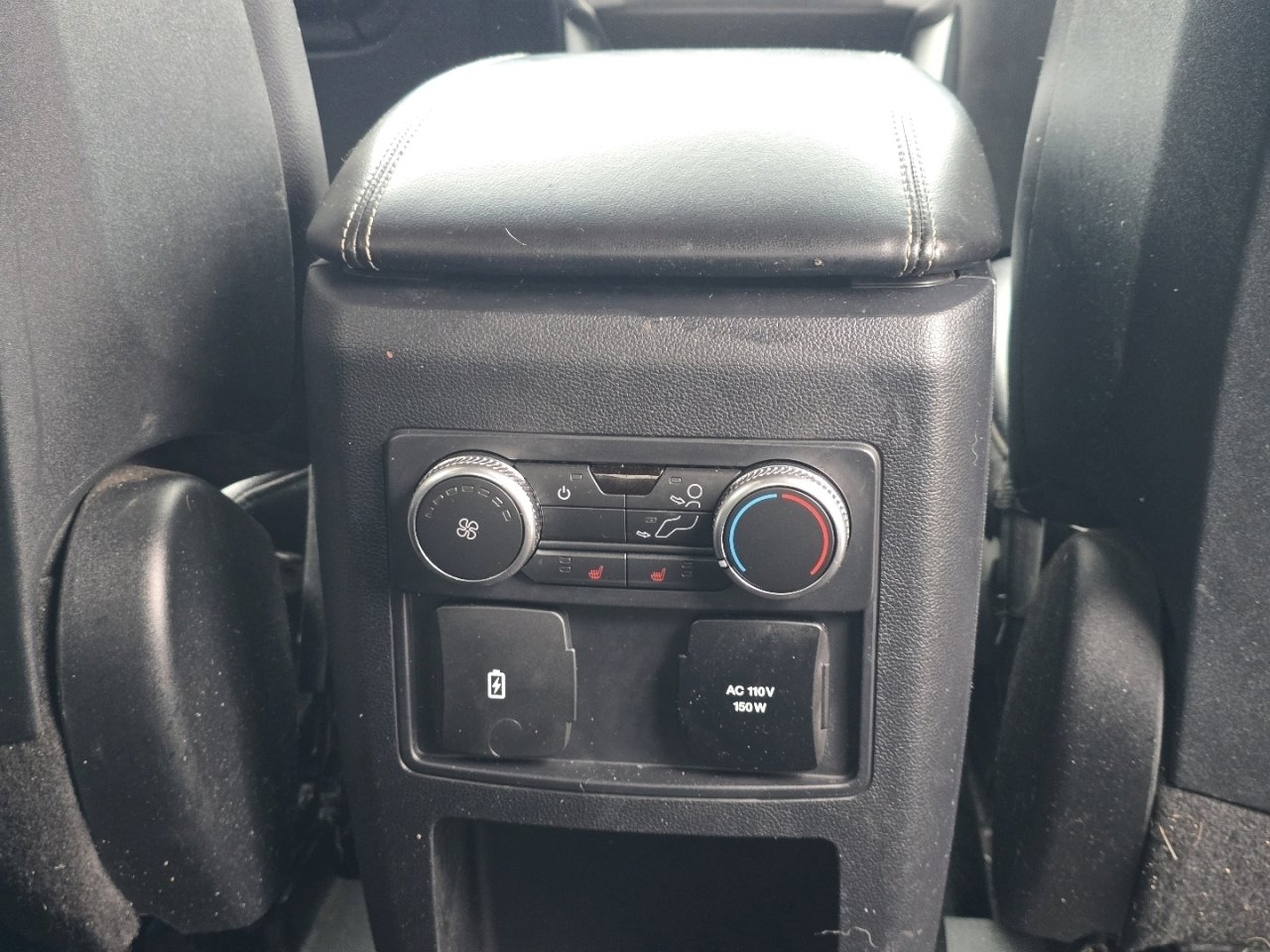 Used 2020 Ford Explorer Limited image 26