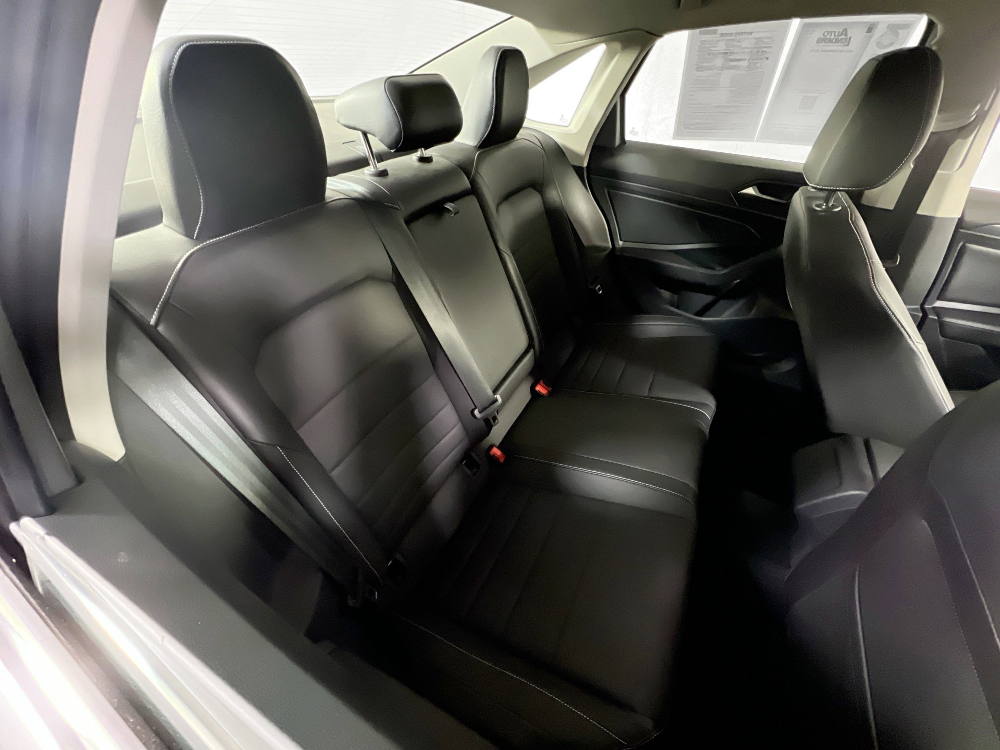 Used 2023 Volkswagen Jetta SE FWD image 25