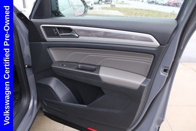 Used 2022 Volkswagen Atlas Cross Sport SE w/ Panoramic Sunroof Package image 23
