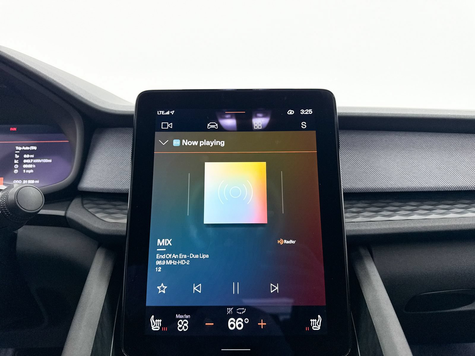Used 2023 Polestar Polestar 2 FWD image 21