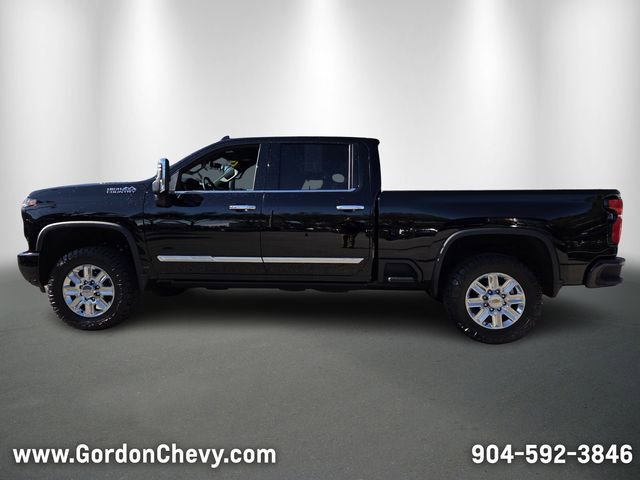 Used 2025 Chevrolet Silverado 2500 High Country w/ High Country Premium Package image 2