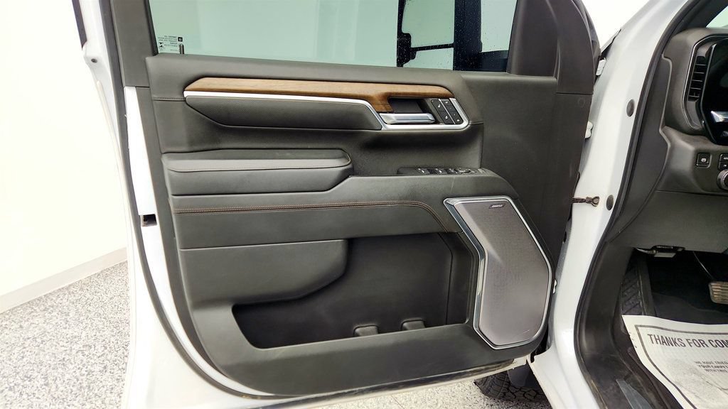 Used 2024 Chevrolet Silverado 2500 High Country w/ High Country Premium Package AWD/4WD image 10