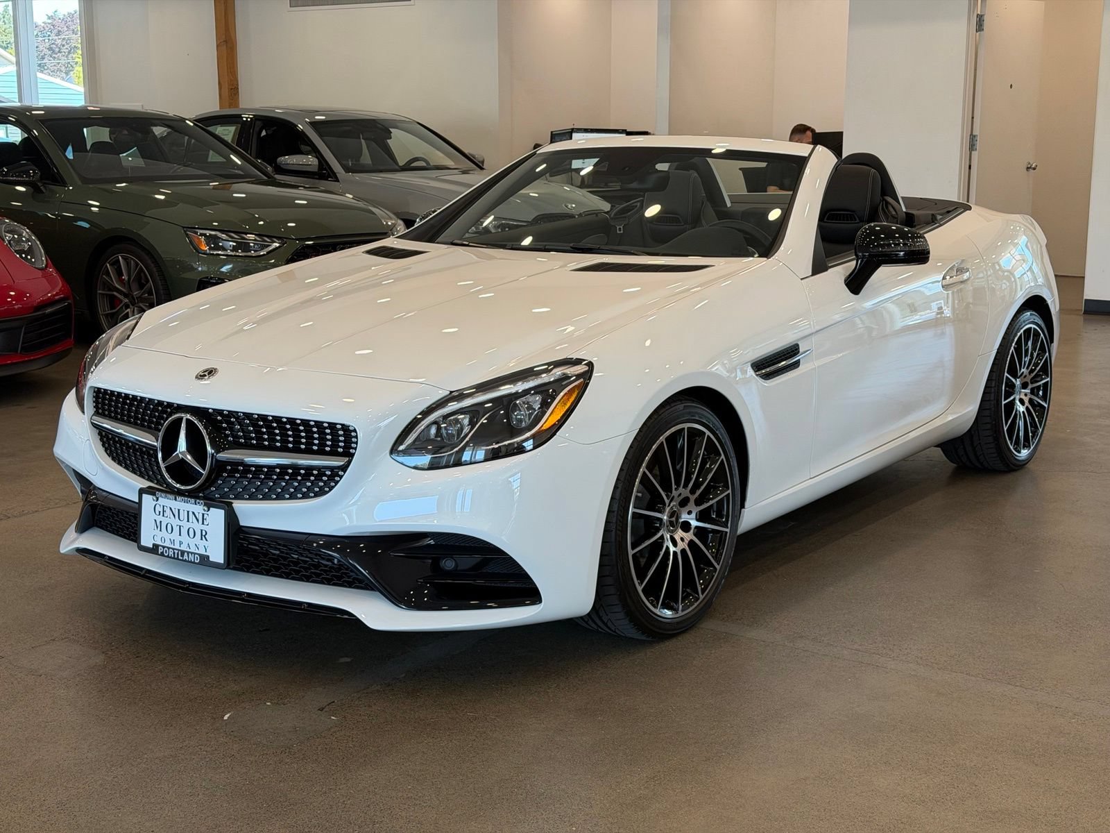 Used 2019 Mercedes-Benz SLC 300 image 7