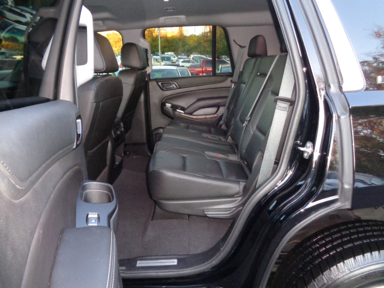 Used 2019 Chevrolet Tahoe LT image 16