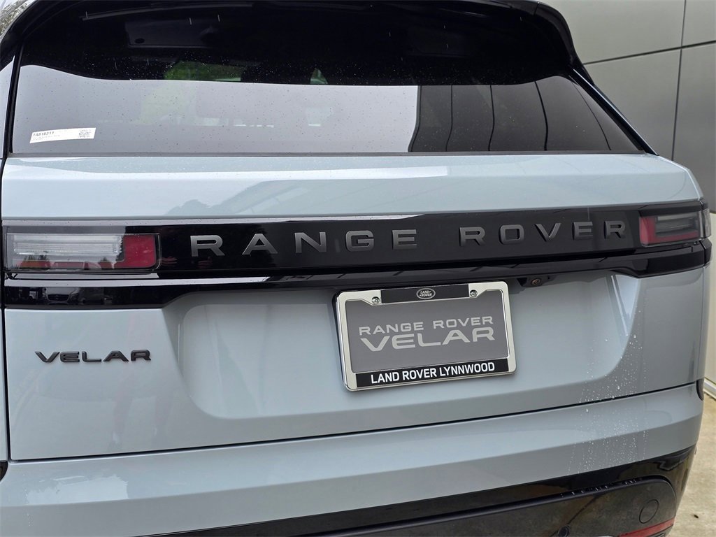 New 2026 Land Rover Range Rover Velar Dynamic SE image 8