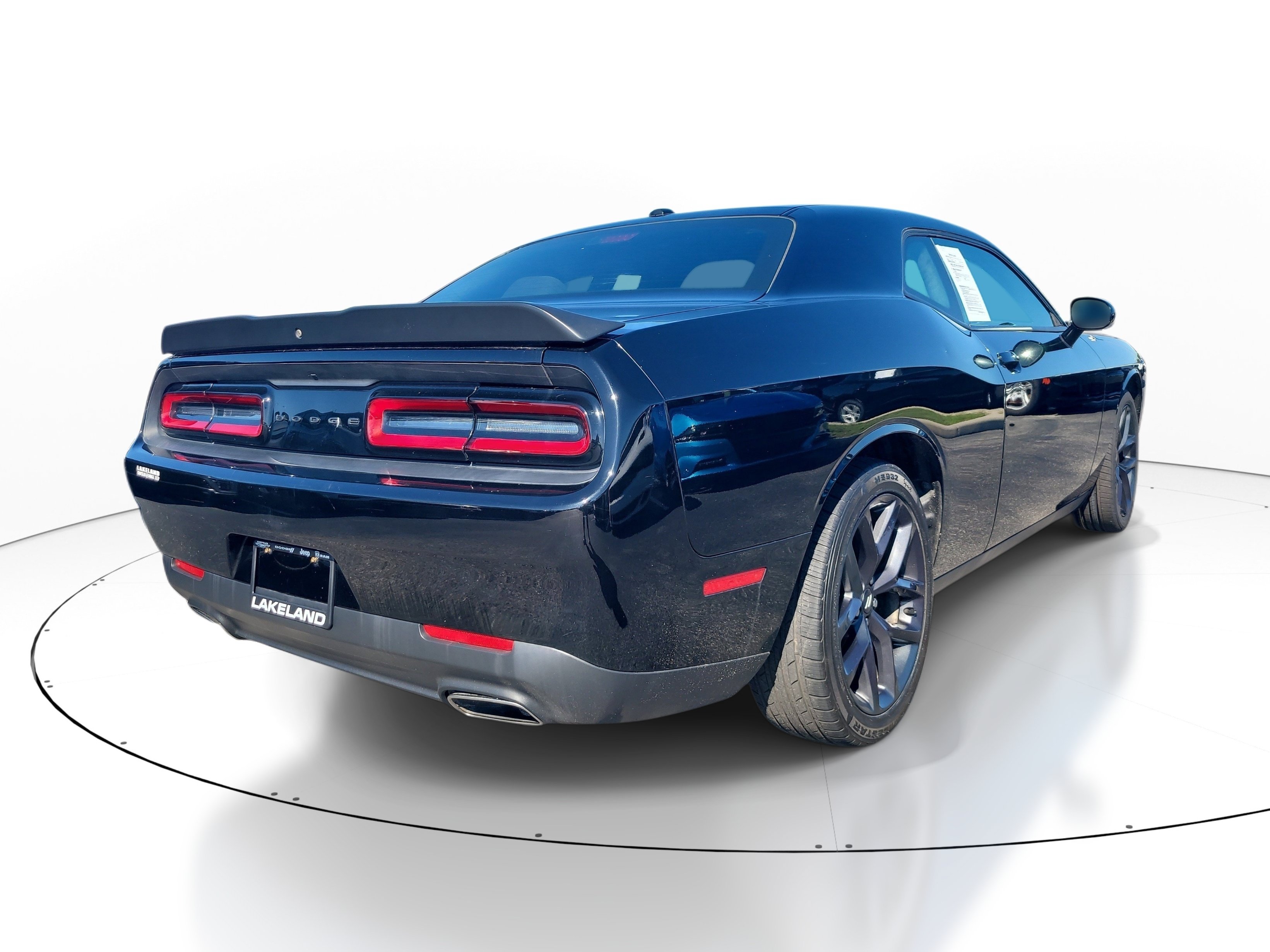 Used 2021 Dodge Challenger SXT w/ Blacktop Package RWD image 4