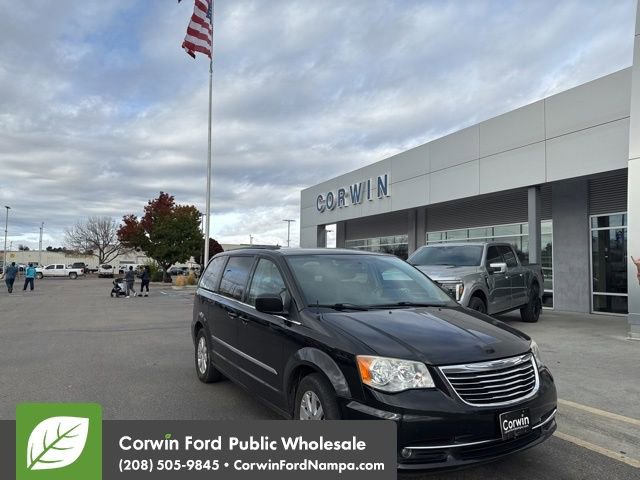 Used 2014 Chrysler Town & Country Touring