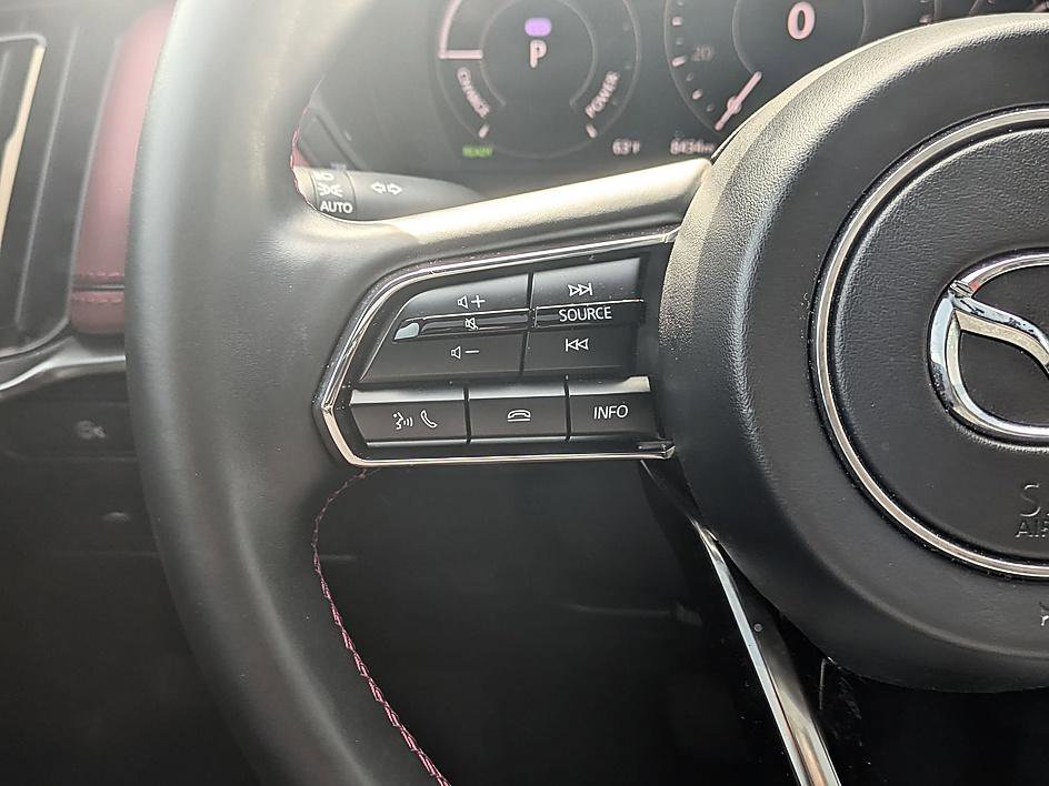 Certified 2025 MAZDA CX-70 Plug-In Hybrid w/ Premium Plus AWD/4WD image 18