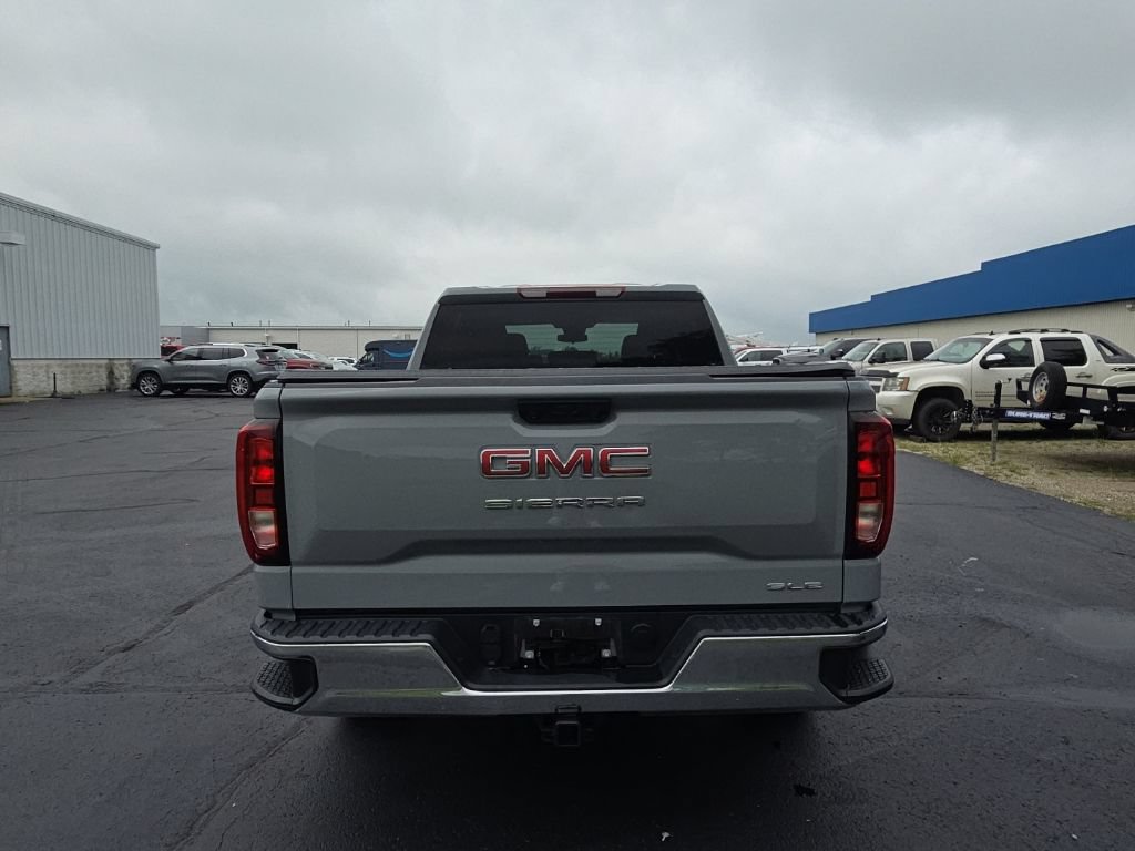 Used 2024 GMC Sierra 1500 SLE AWD/4WD image 6