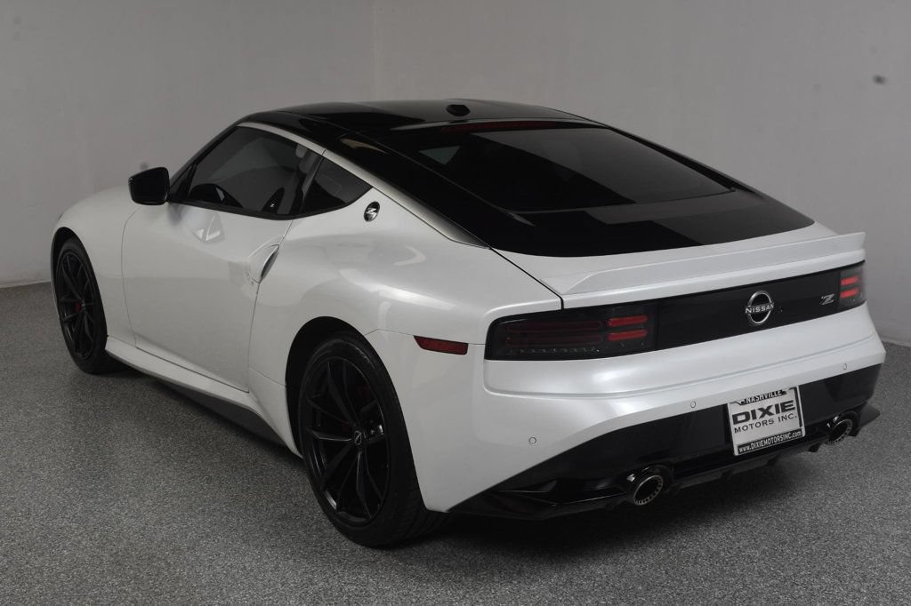 Used 2024 Nissan Z Performance w/ Floor Mat Package RWD image 9