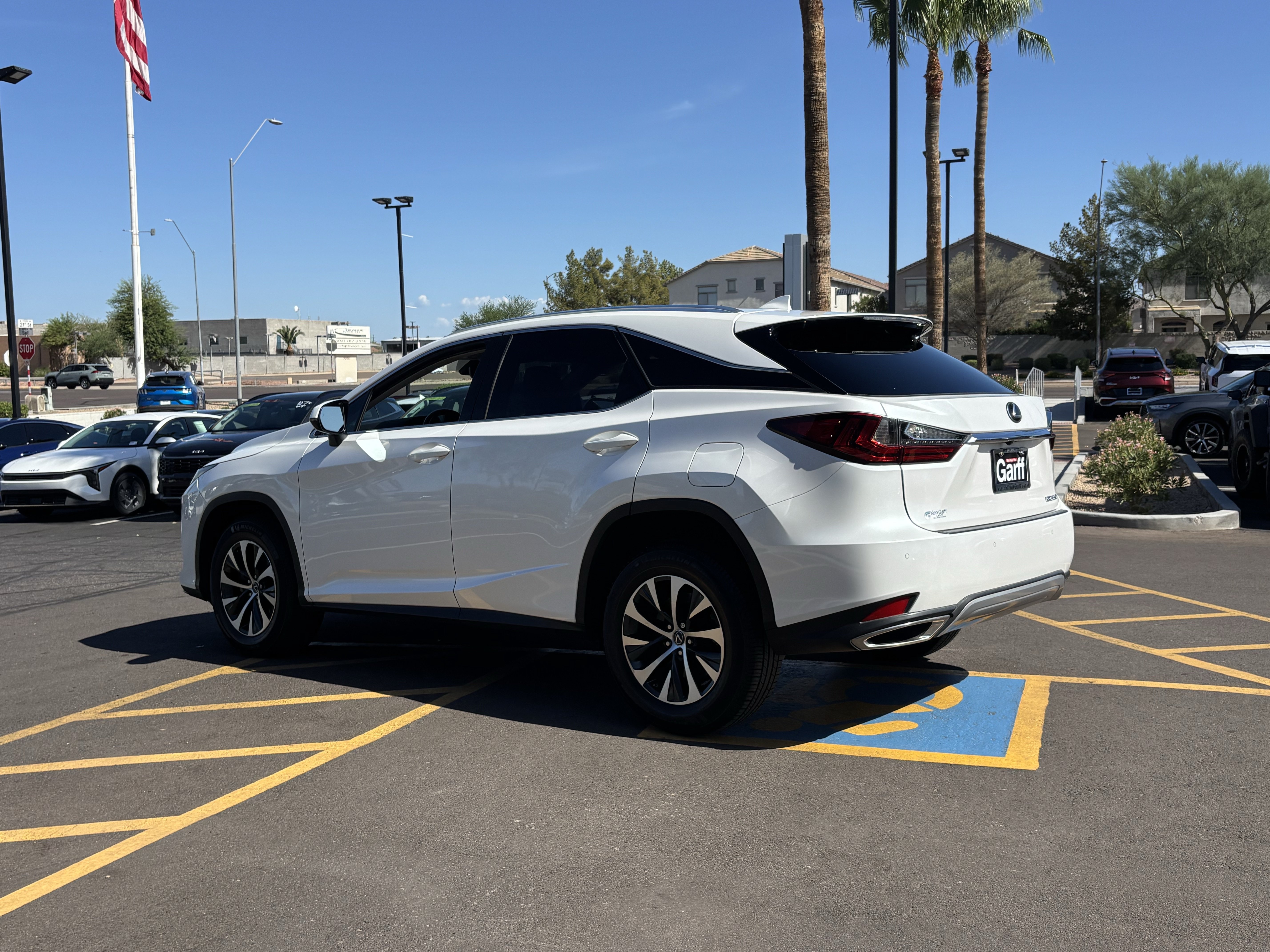 Used 2020 Lexus RX 350 FWD w/ Accessory Package image 4