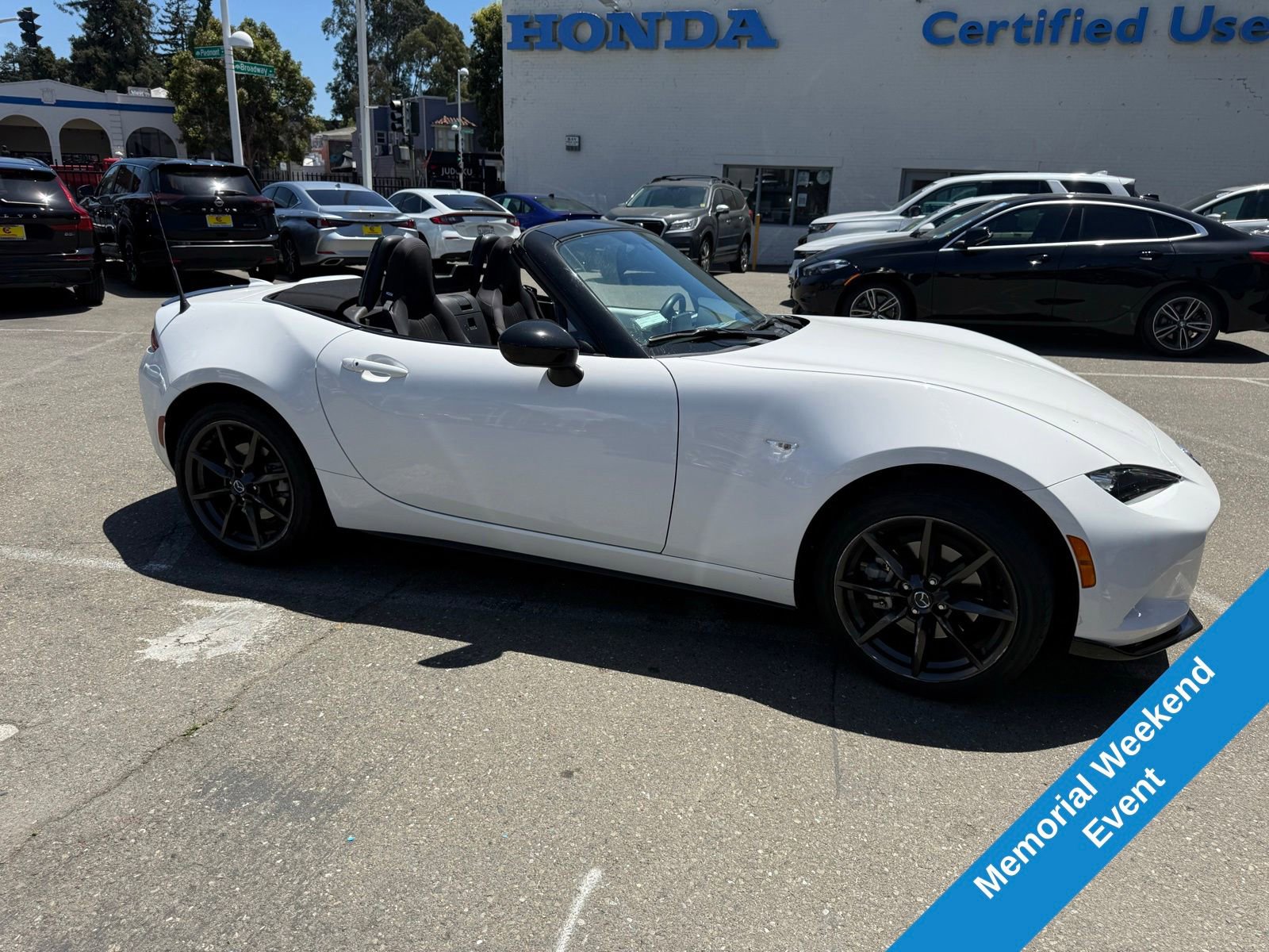 Used 2016 MAZDA MX-5 Miata Club RWD image 7