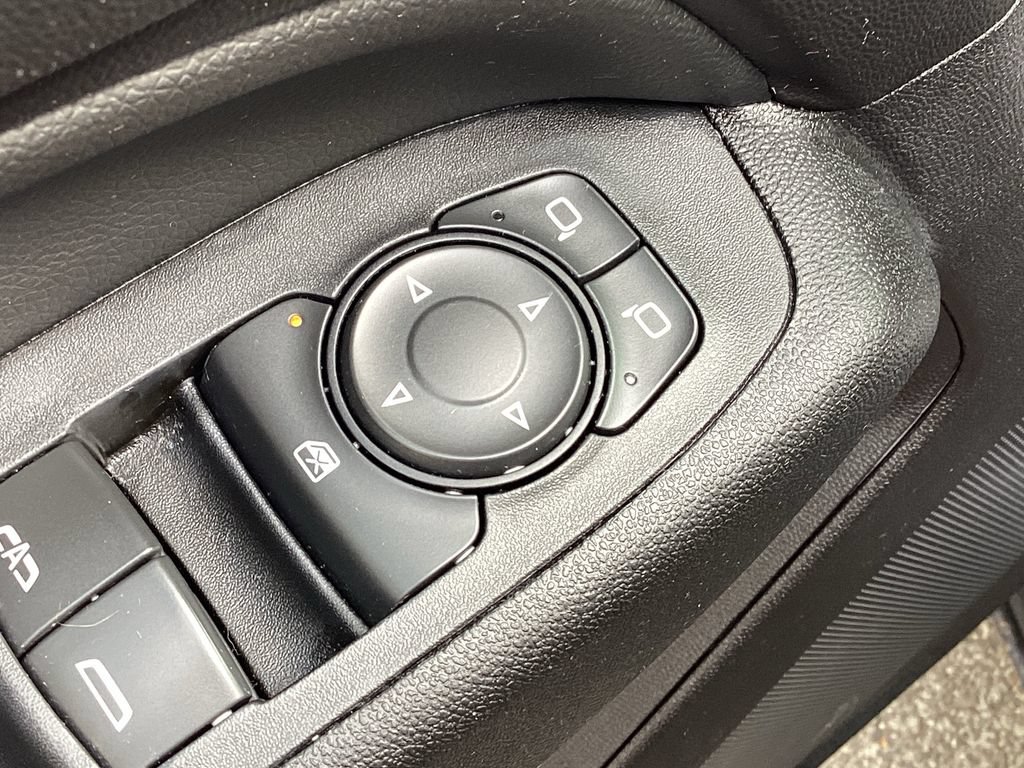 Used 2020 Chevrolet Equinox LT AWD/4WD image 34