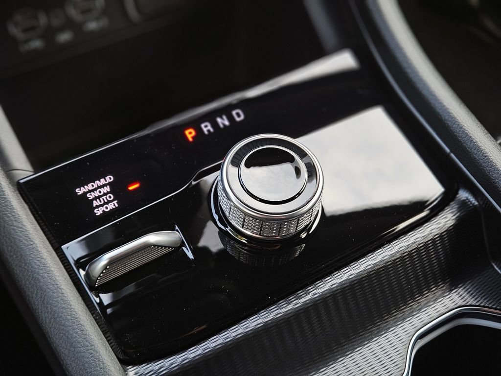 New 2025 Jeep Grand Cherokee Limited image 25