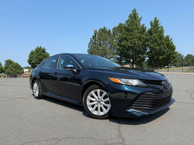 Used 2020 Toyota Camry LE w/ Convenience Package FWD image 2