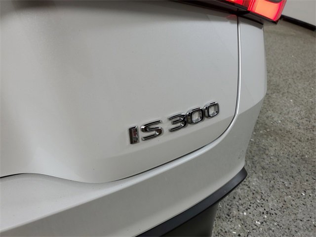 Used 2023 Lexus IS 300 w/ Comfort Package image 7