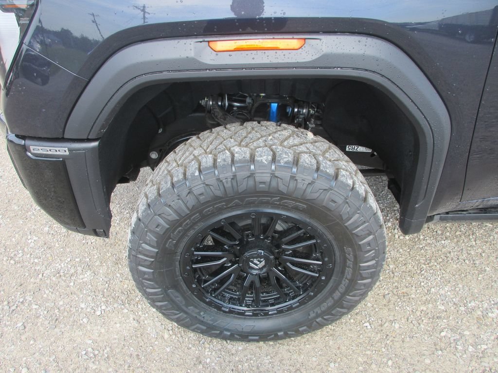 New 2026 GMC Sierra 2500 AT4X AWD/4WD image 13