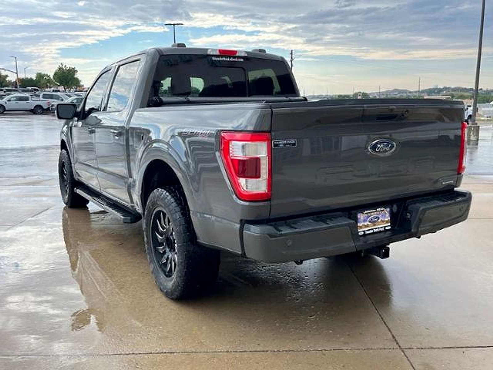 Used 2021 Ford F150 Lariat w/ Equipment Group 502A High AWD/4WD image 9