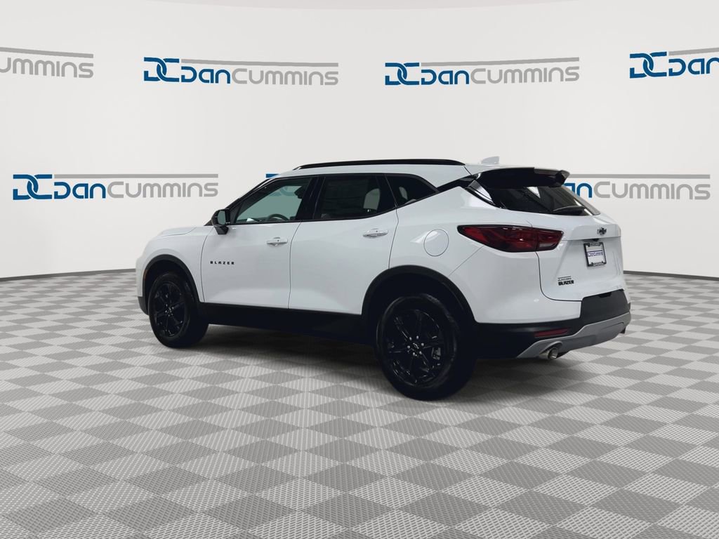 New 2026 Chevrolet Blazer LT w/ Midnight/Sport Edition image 6