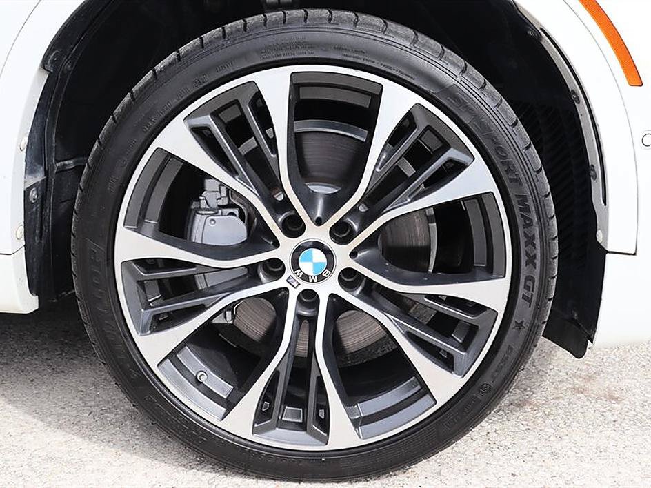 Used 2019 BMW X6 xDrive50i w/ M Sport Package AWD/4WD image 59