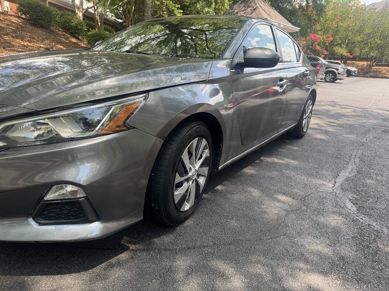 Used 2020 Nissan Altima 2.5 S FWD image 2