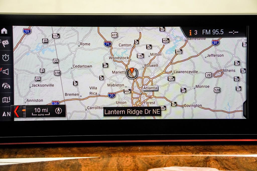 Used 2017 BMW 540i xDrive w/ Premium Package image 32