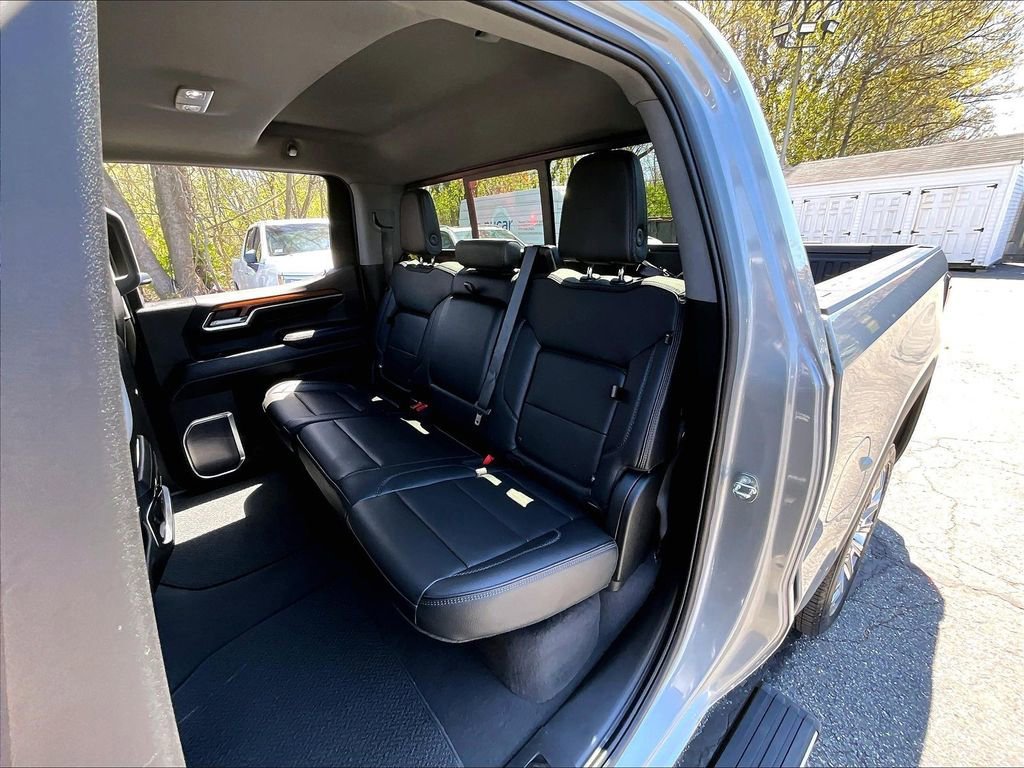 Used 2023 GMC Sierra 1500 Denali w/ Denali Reserve Package AWD/4WD image 14
